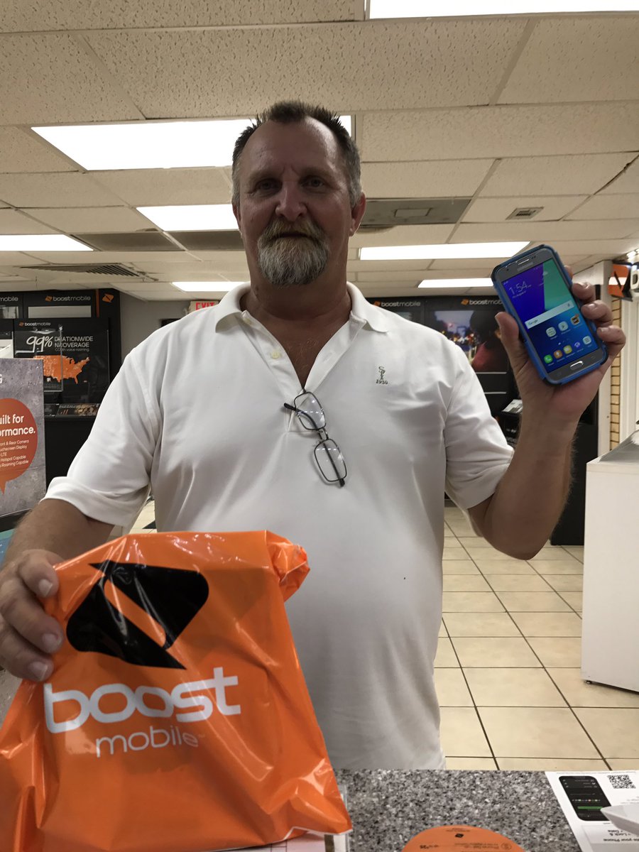 BESTxWIRELESS's tweet photo. #BoostMobileTakeOver #Upgrade @BoostLatino @boostmobile @boostelevate #Samsung #FridayFeeling like upgrading! 🤝🎉💥 https://t.co/3NZ9xV8wN7