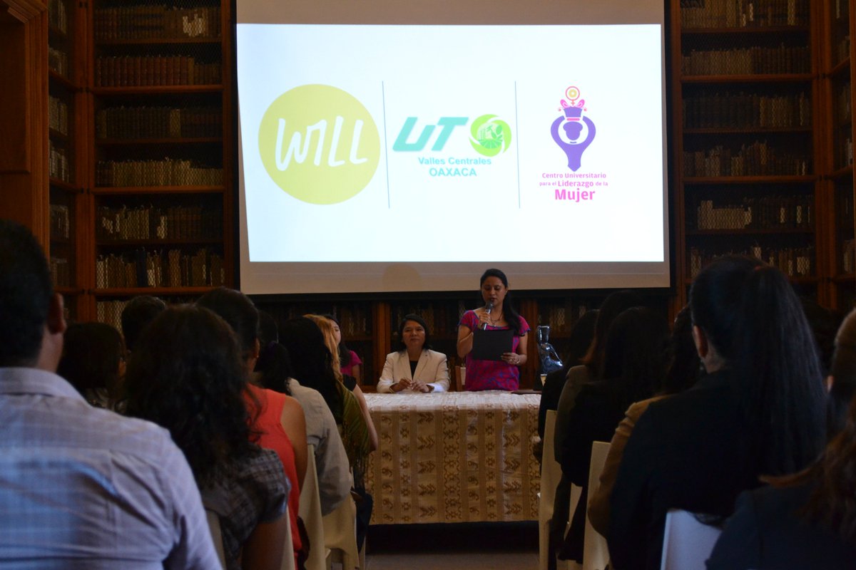 utvco's tweet photo. En la ceremonia de graduación del @CMUJER Mtra.@nydiadelhi enfatizó que la #EquidadDeGénero no es sinónimo de superioridad sobre el hombre. https://t.co/lKSW97cOOQ