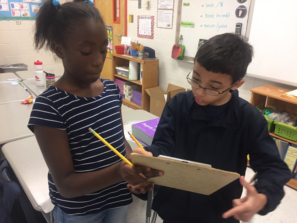 Payne1Andrea's tweet photo. Meeting new friends!!
@TweetDCS_OES https://t.co/Hz64KMgJEh