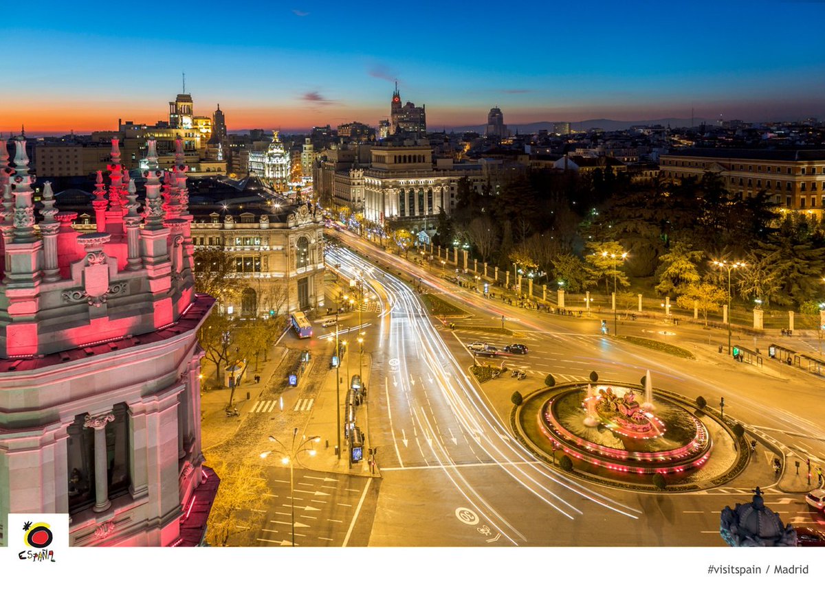 SpainInUSA's tweet photo. Organizing an event? @feriademadrid is only 10 minutes from the heart of the city by metro! #SpainMICE #MeetInSpain https://t.co/tbIItczkaw https://t.co/VQbxiNfLMk