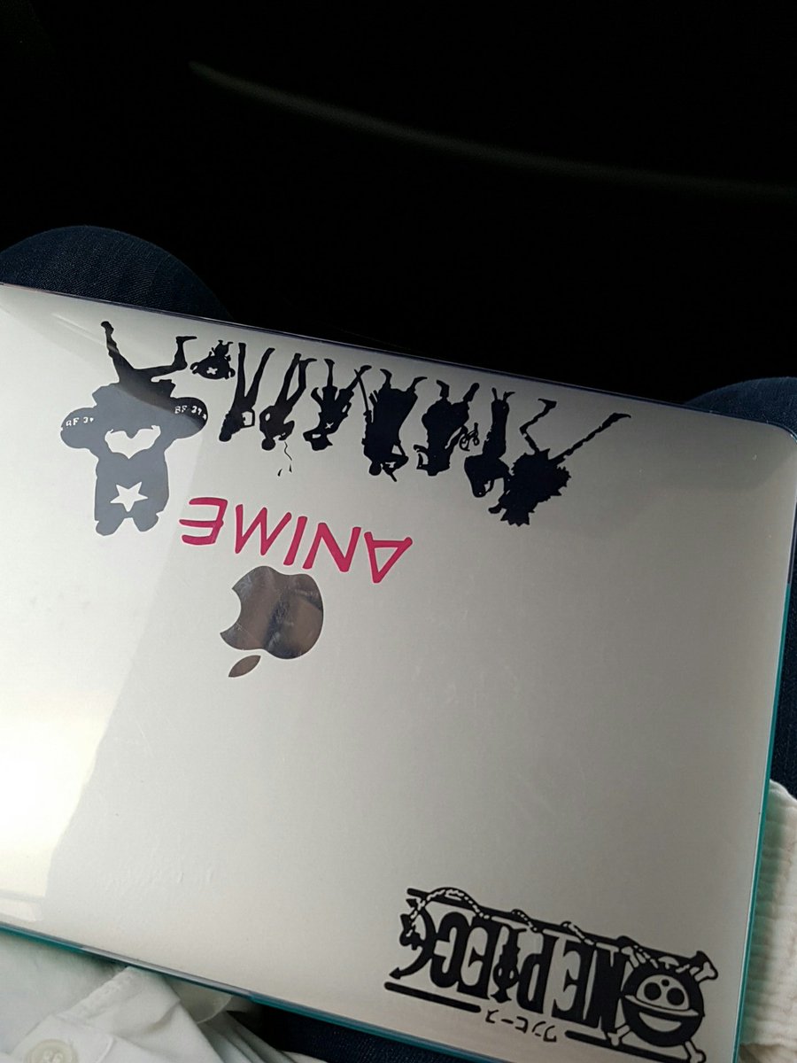Ryoutamitzuki's tweet photo. My sexy Laptop #OnePiece #OnePiece874 https://t.co/RVKn5jaDWt