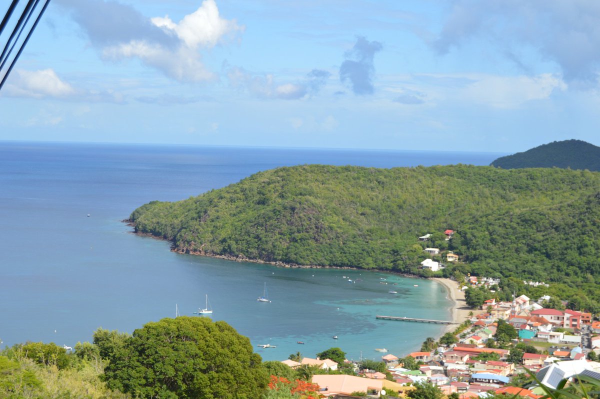 DominiqRigaud's tweet image. Vue exceptionnelle à 180° sur les Anses d'Arlet, terrain de 1000m². #classimmos #immobiliermartinique classimmos.com/fr/vente/1/631…