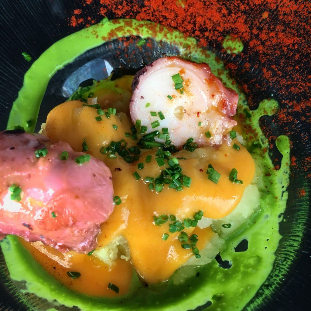 roumena's tweet image. Hunnnngry &amp;amp; thinking about #bilbao #pintxos #basquecountry #paisvasco #onceyougobasqueyounevergoback buff.ly/2ffeRrE