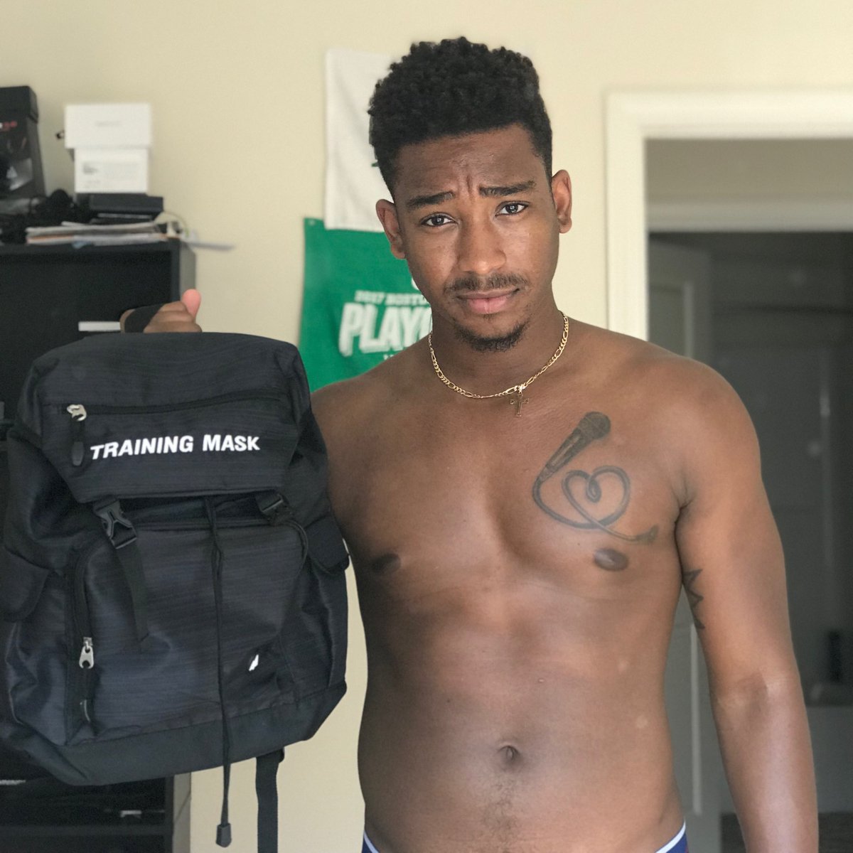 StevieJenko's tweet image. Another gift from my homies at @TrainingMask. #TrainingSupport