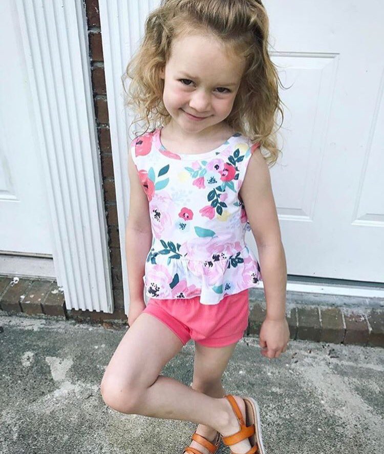 silverkaos's tweet photo. This little cutie is rocking my Sweet Pea Floral print top by Lil Faye Clothinf. This print is available on @spoonflower! https://t.co/79kM5RPNKF