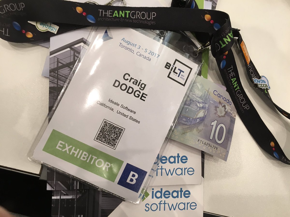 Representing <a href="/jimbalding/">Jim Balding</a> here @BILTevent #BILTNA with style  and a little bit of <a href="/IdeateSoftware/">Ideate Software</a> flair!   ......Plus some Canadian money!