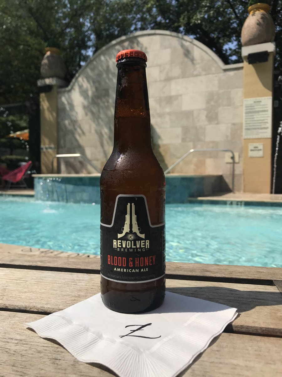 ZaZaDallas's tweet photo. Stop in for a cold one tonight. Why? It’s #friday AND it’s #internationalbeerday. #partyzaza #friyay #weekendcocktails #beerstagram https://t.co/kKVx29KXl8