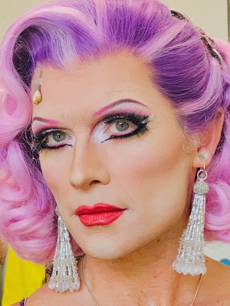 mustbejp's tweet photo. #backstageglam #ZAZA @LCAF_UKTour https://t.co/M2SPaPRsT3