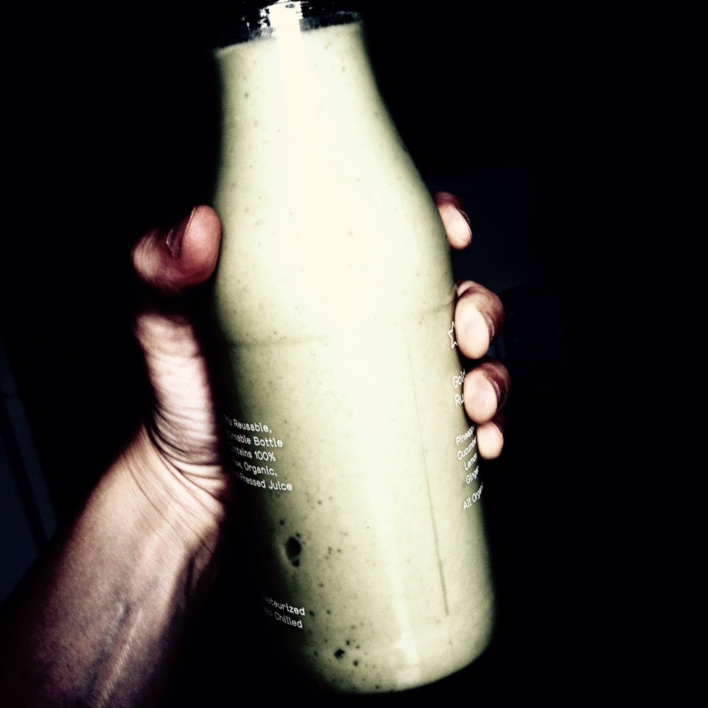 RawFoodReboot's tweet photo. This was my #rawfood #smoothie #breakfast Which awesome raw goodies did you rock today, @PaulaNorton20 ?? 🍉🍎🍐🍒🍓🍑🍍🍇 https://t.co/qBzpCYQiyI
