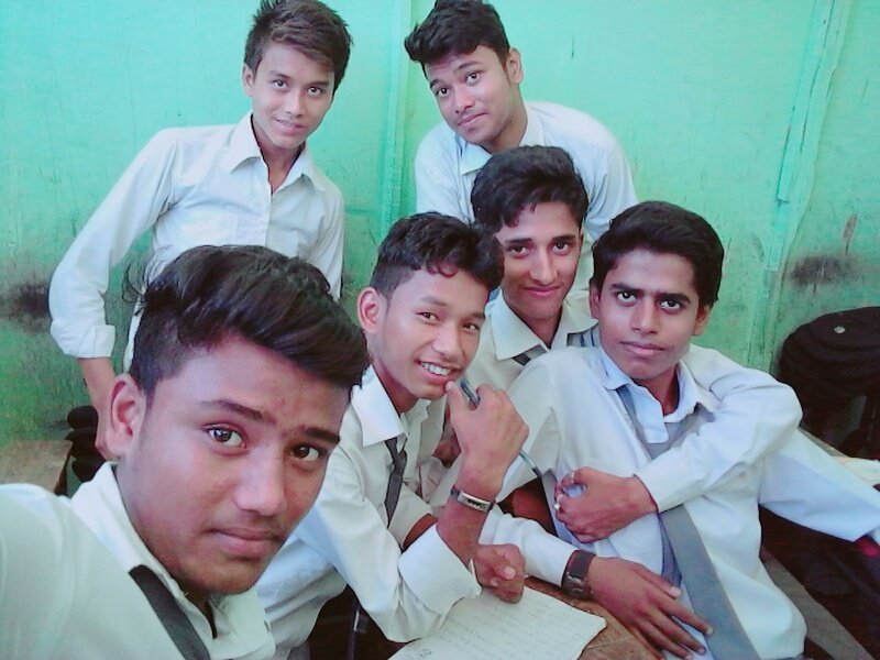 UMumangKumar2's tweet photo. #Excited_Mai_Edda_😀😃😎😛 https://t.co/qquis8dWmy