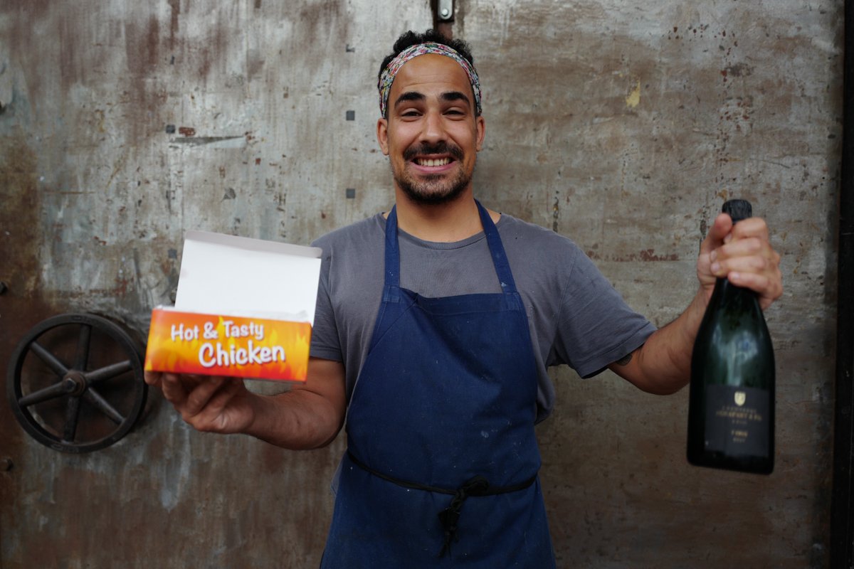 This Sunday. Fried Chicken and the best Grower Champagne at no money. You can reserve through our website. #friedchicken #champagne #getonit