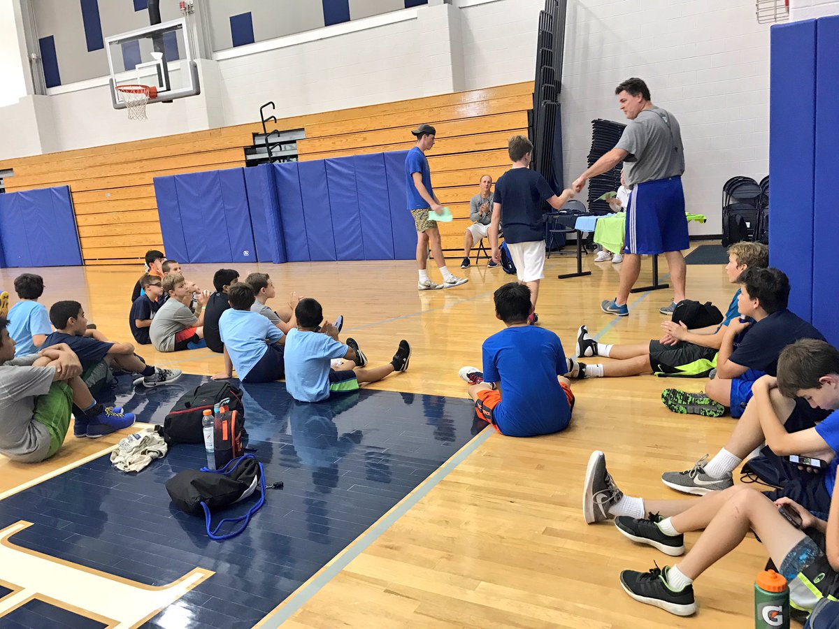 excelatea's tweet photo. Camp Awards this afternoon to close out an another awesome week of Basketball Camp! #excelatea @EAhoops https://t.co/DKlRBiGoPo