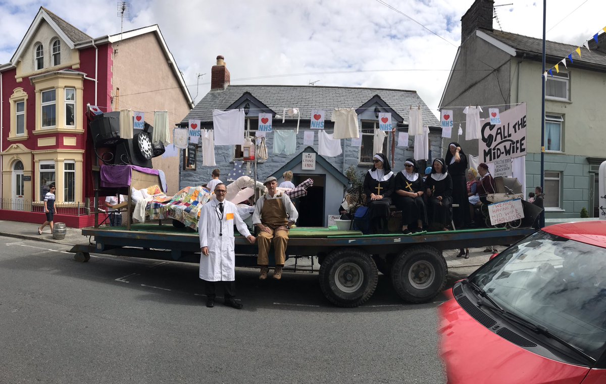 bryncofi's tweet photo. Great to win Best Float today at #YBorthCarnival #FriendshipInn what a performance by all! https://t.co/WlDdCNPnSV