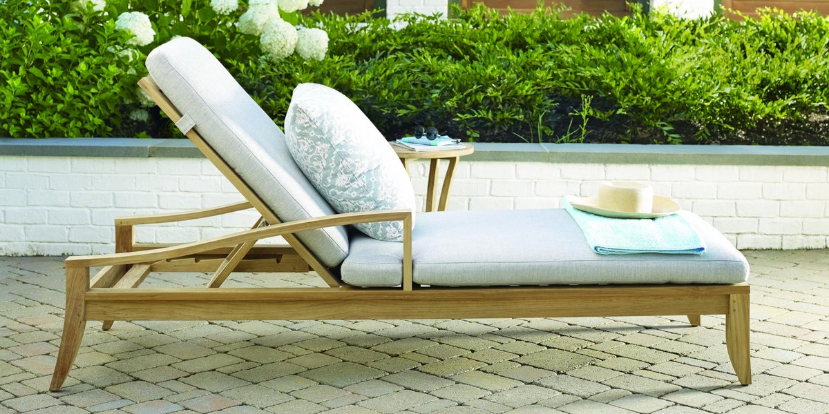 HauserStores's tweet photo. Girls just wanna have sun ☀️ Shop our Chaise Lounges: https://t.co/pQI8R4XKH7 
#chaiselounges #patio https://t.co/NU3lGpKH5d