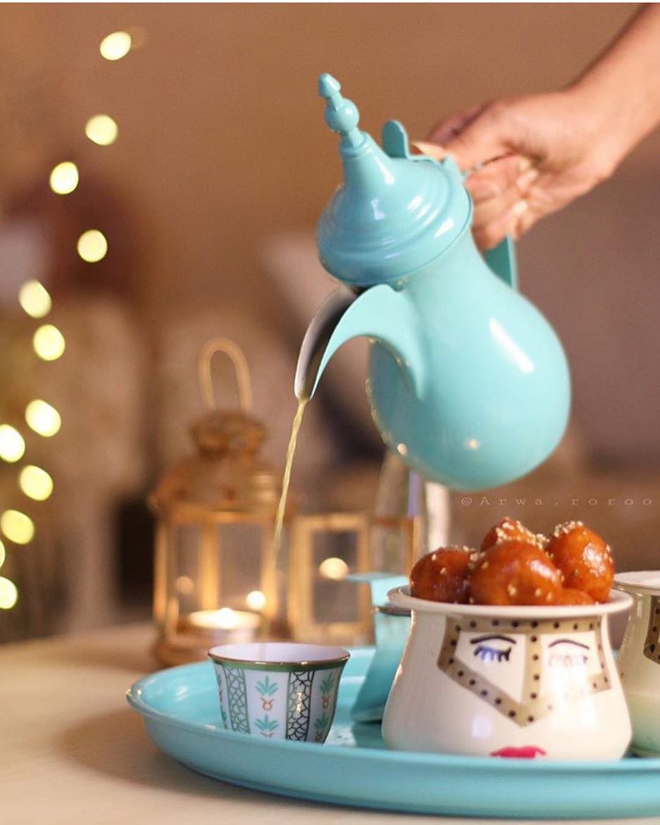 ⇣ ✺ ء⠀
  
خلك بحر ؛ يبلع ولا يشتكي ضيق
لا هاج موجهہ صار كلن يهابهہ !

      ❁♩ , عزاهھ 💔👋