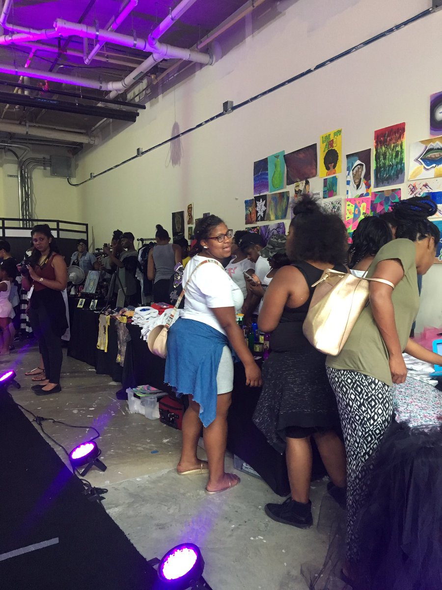 Ward7DCBizPopUp's tweet photo. A couple of pics from the #ward7bizpop fashion show! https://t.co/xdmmm2ou9F