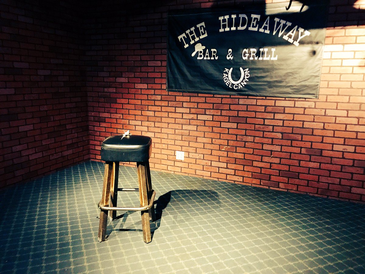 We're back in California and hitting the Hideaway at 8 PM PDT/10 PM CDT! Don't be a dummy, be there or check out our live stream on FB!