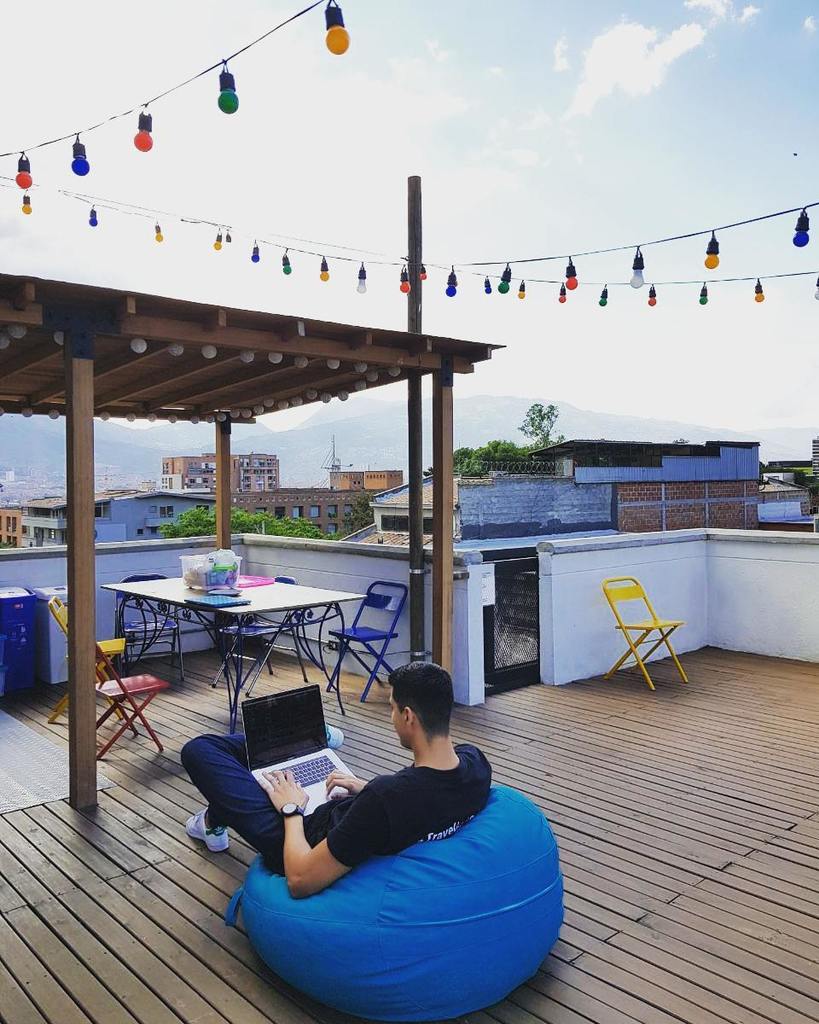 juanesarango's tweet image. A normal day at @destinationdev 👨🏻‍💻☀
#travelAndCode ift.tt/2vyjKSN