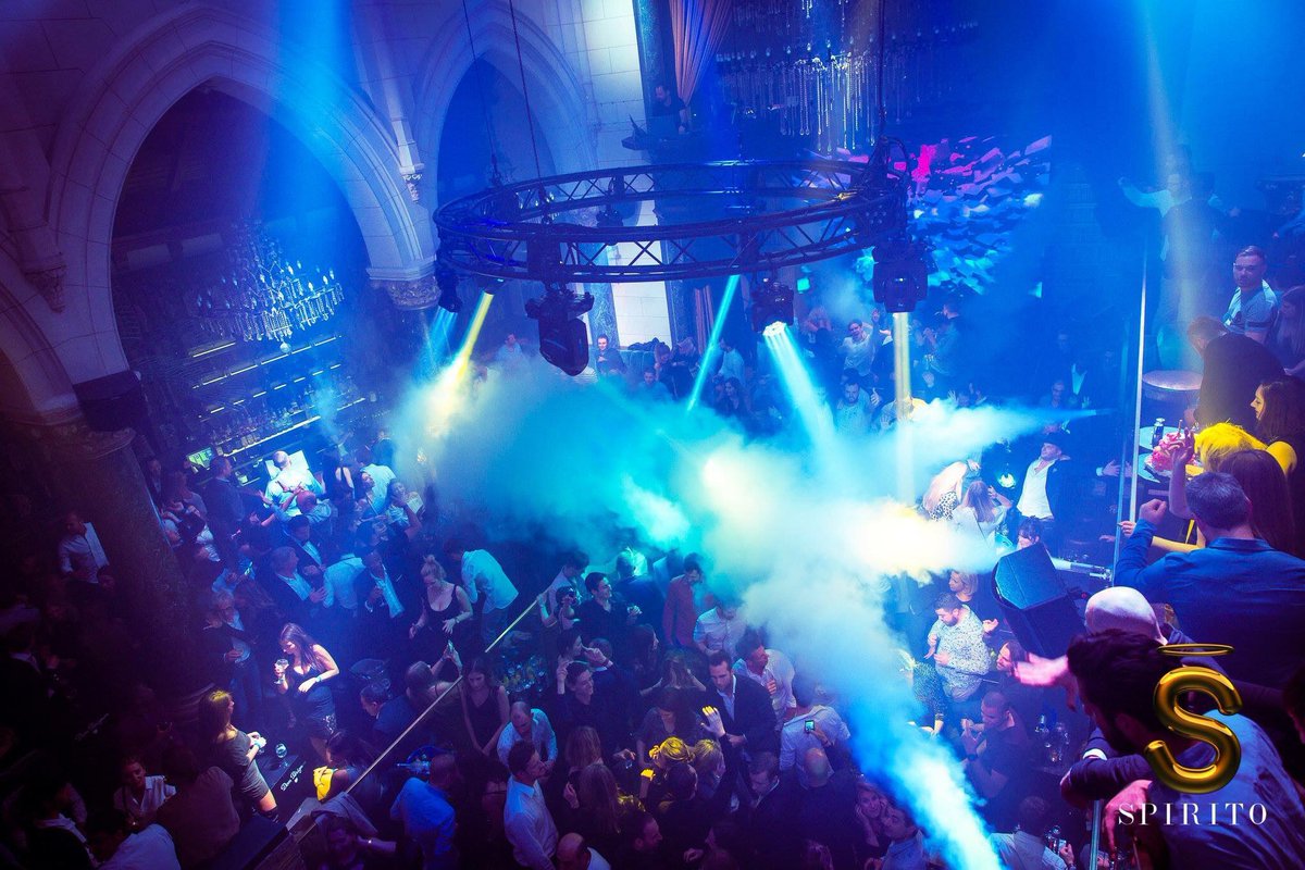 SpBr_Com's tweet photo. The weekend is upon us! 
We'll see you tonight to celebrate ⛪ 🎉
#Spirito #Brussels #church #party #friday #fridaynight #tgif https://t.co/QzBURBE3I4
