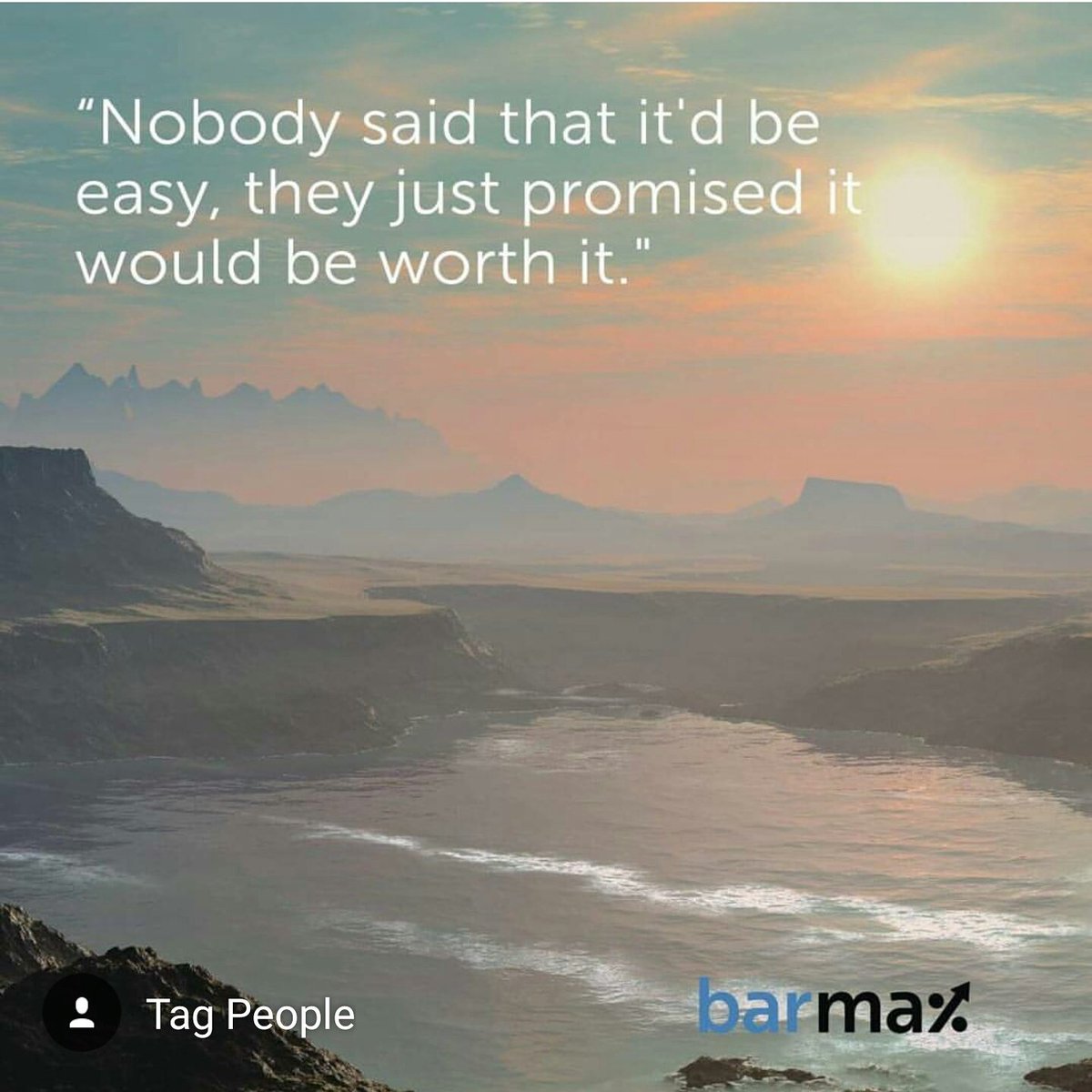 BarMax's tweet photo. "Nobody said that it'd be easy, they just promised it would be worth it." #lawschool #lawyer #lawschoolthoughts #barmax #barprep #mbeprep https://t.co/6bJmOqxzEV
