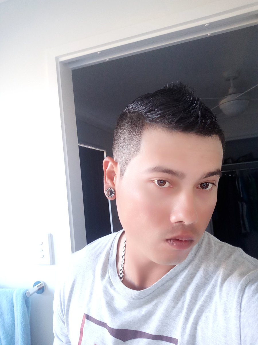 dylantlloyd's tweet photo. Got me a fresh new haircut 😃 https://t.co/a1m4cFmk3i