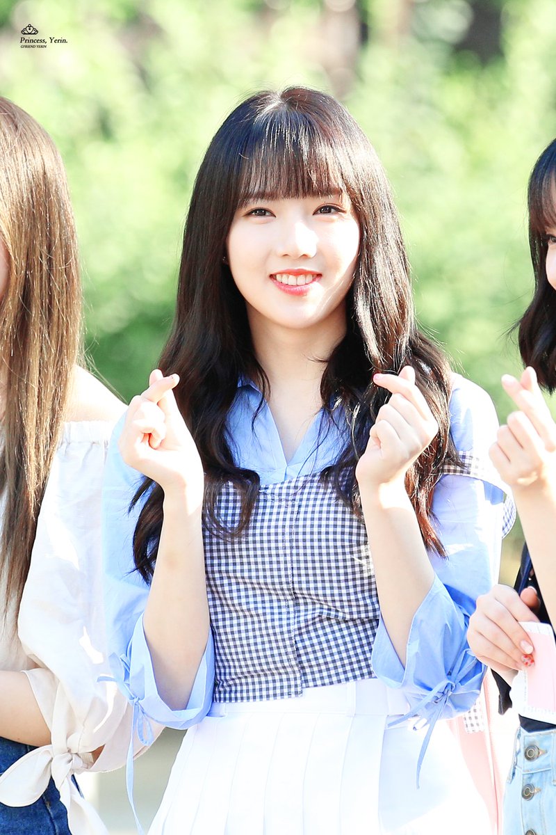 PrincessYerin96's tweet photo. 170804 #여자친구 #예린 
https://t.co/4mNY2oNktY
https://t.co/DJqK2LQ8vT
https://t.co/IWOqKkGaLu
https://t.co/velHZALjFF https://t.co/A4WvQKz4P8