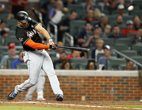 Dickey, Markakis help Braves overcome Stanton's 2 HR, beat Marlins 5-3 bit.ly/2vAThF1 https://t.co/I35Ffsi1jg