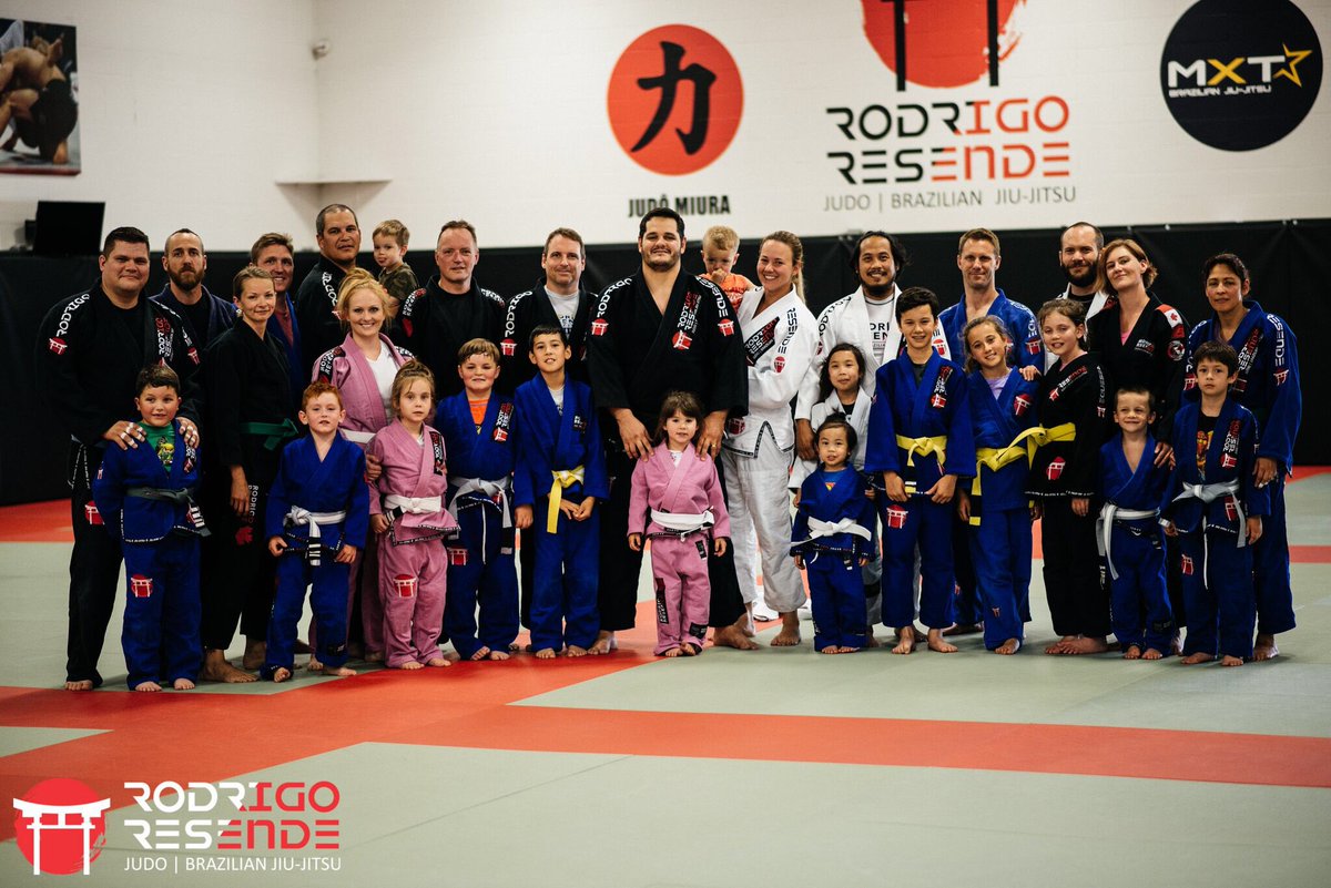 Mark Pavelich tweet media