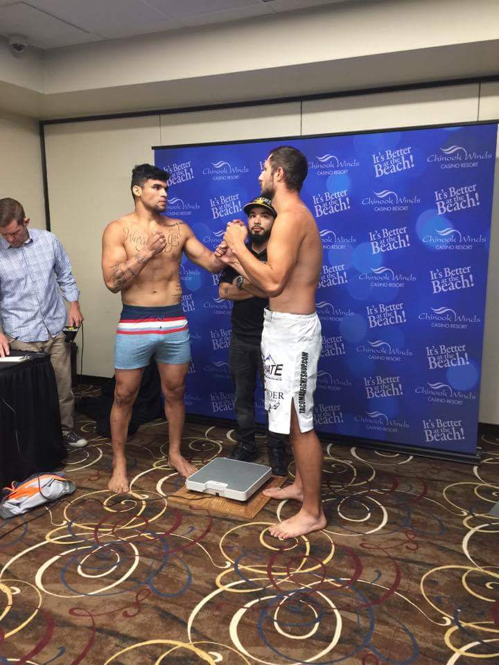 Dylanpottermma's tweet photo. Yes, thats Ronny Markes. Yes, we are going to WAR tomorrow 💪👊 https://t.co/7ZzgjRRJBZ