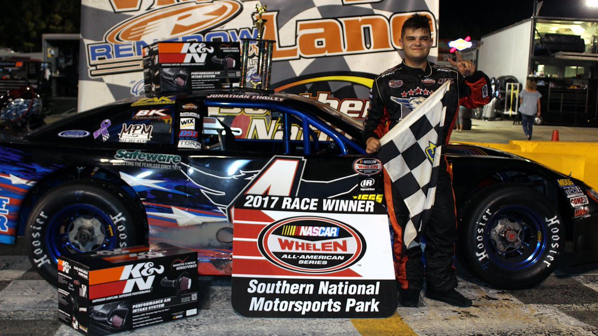 SNM_Park's tweet photo. IT'S A SWEEP: Jonathan Findley sweeps Late Model twins. #NWAAS https://t.co/K0mVbTTfQa