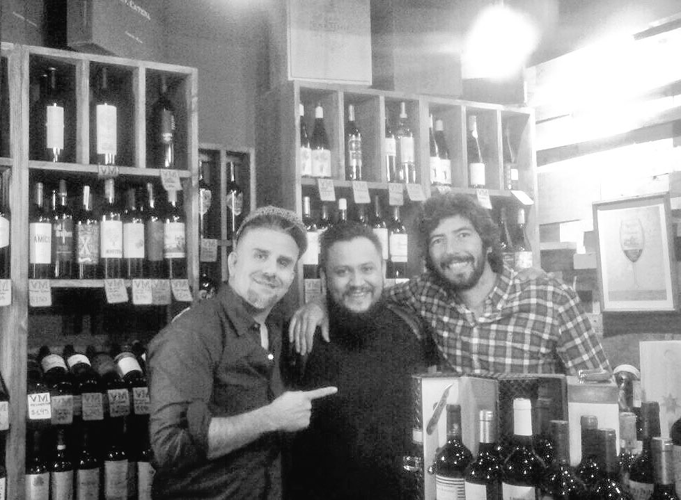 KalosWines's tweet photo. Sigue el #WineTour de @pg_benavides 🍷 Por #BuenosAires de la mano de @IndigenaWines https://t.co/7kQeRmQBdh