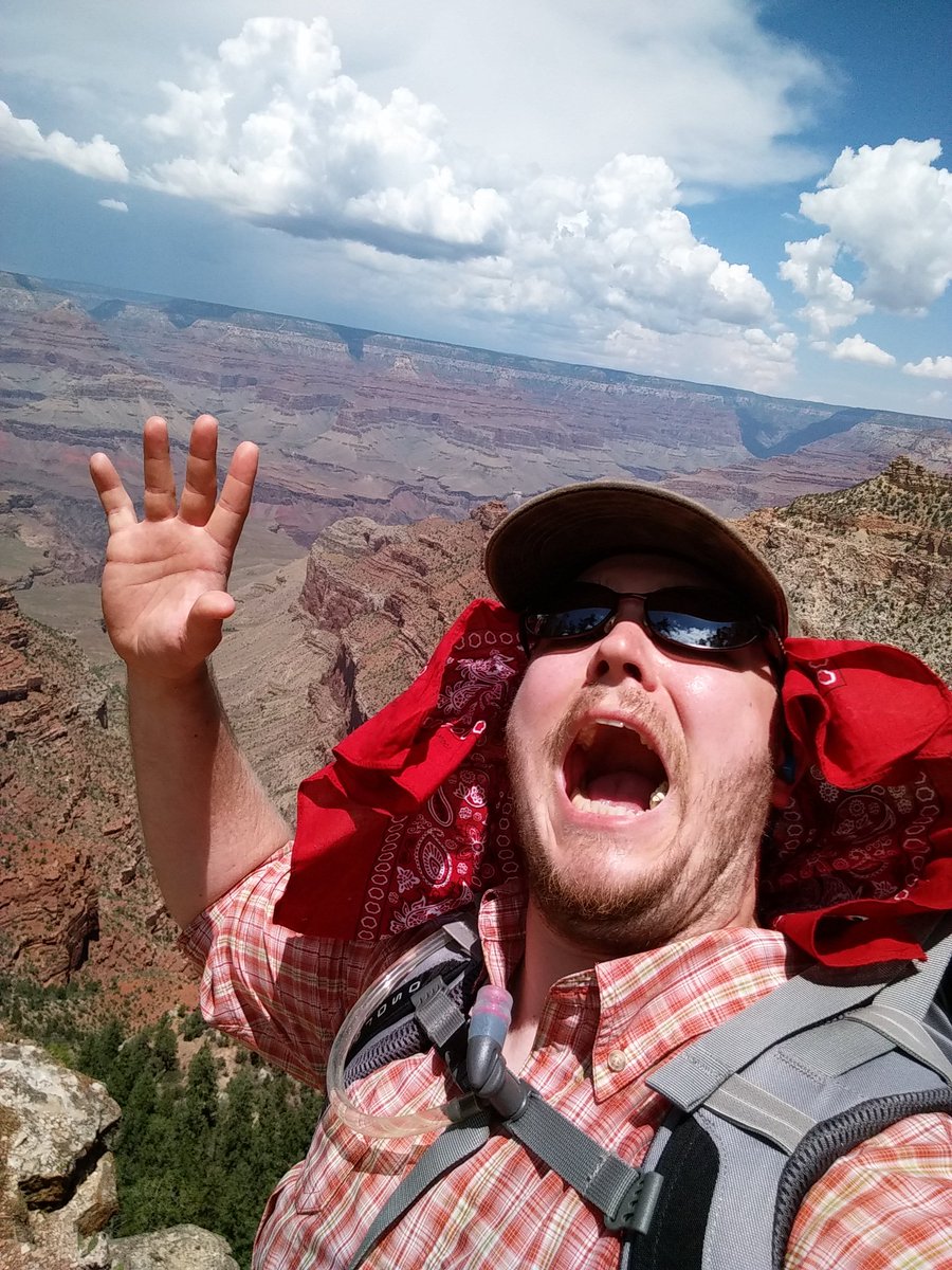 TheFlashCar's tweet photo. My trip at the south rim of the Grand Canyon. #ItalicsOnTwitter?  #FlashXtheWest https://t.co/GkwUwfVS58
