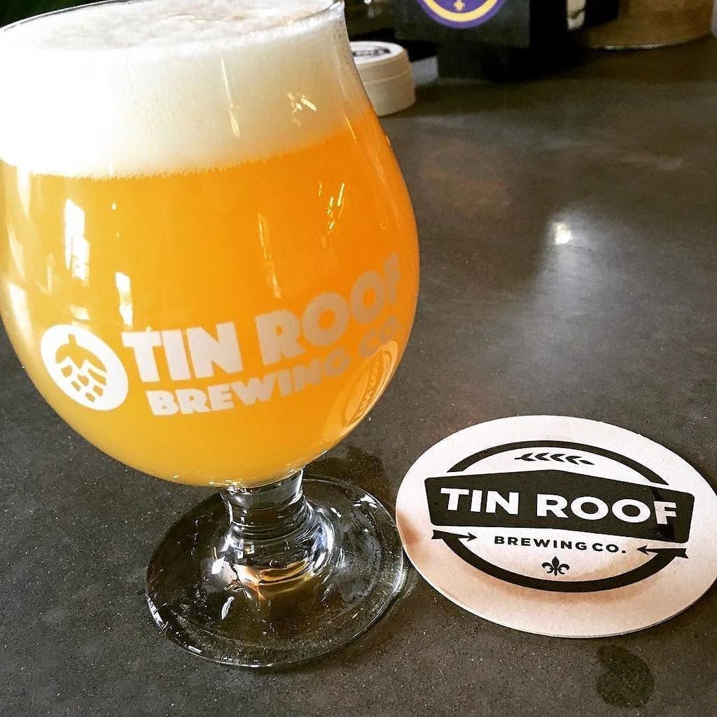 🍻 Cheers to #InternationalBeerDay 🍺 @tinroofbeer 📷: @thealerunner Thanks for sharing! Cheers! 🍻
«——🍺———|| #GeauxDo… ift.tt/2wfCRyM