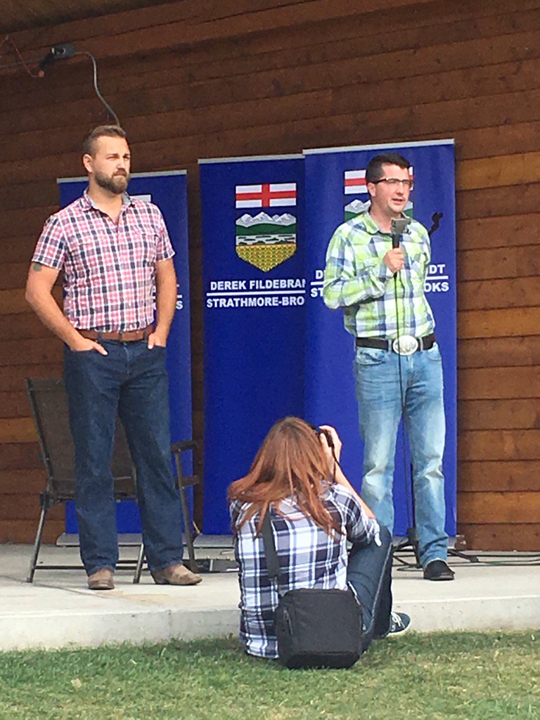 Mitchell_AB's tweet photo. @NathanCooperAB "had to spend lots of time in Edmonton and happy to be in Strathmore w/ totally normal people" #AbLeg https://t.co/sxpribY4E0