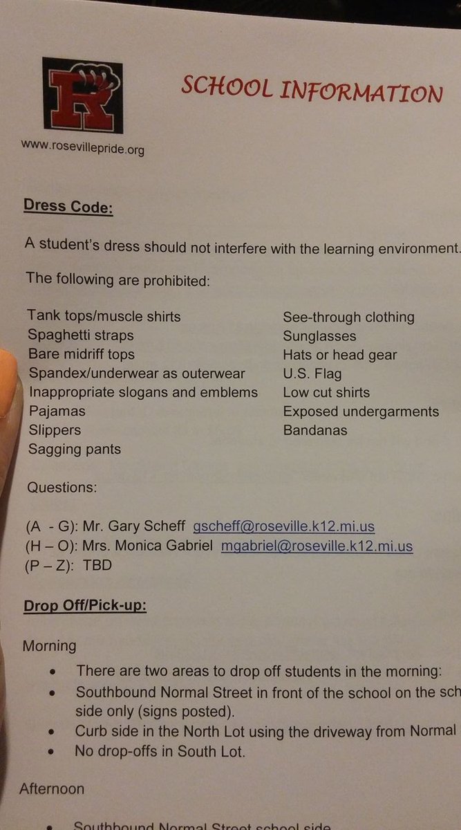 ChelsEliz's tweet photo. Minnesota high school prohibits U.S. flag in dress code. Maybe they should lose federal funding. #Roseville https://t.co/N2g9IG9FKg