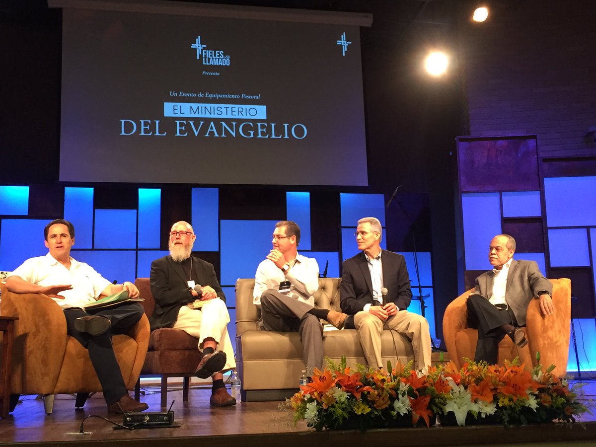 odracir_21's tweet photo. El evangelio y el gobierno de la Iglesia #FLL17 https://t.co/WKkKawfoKe