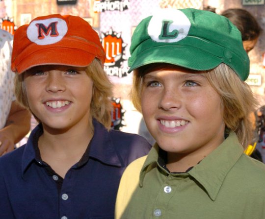 colesprouse's tweet photo. @dylansprouse  https://t.co/9yv14m45Kx