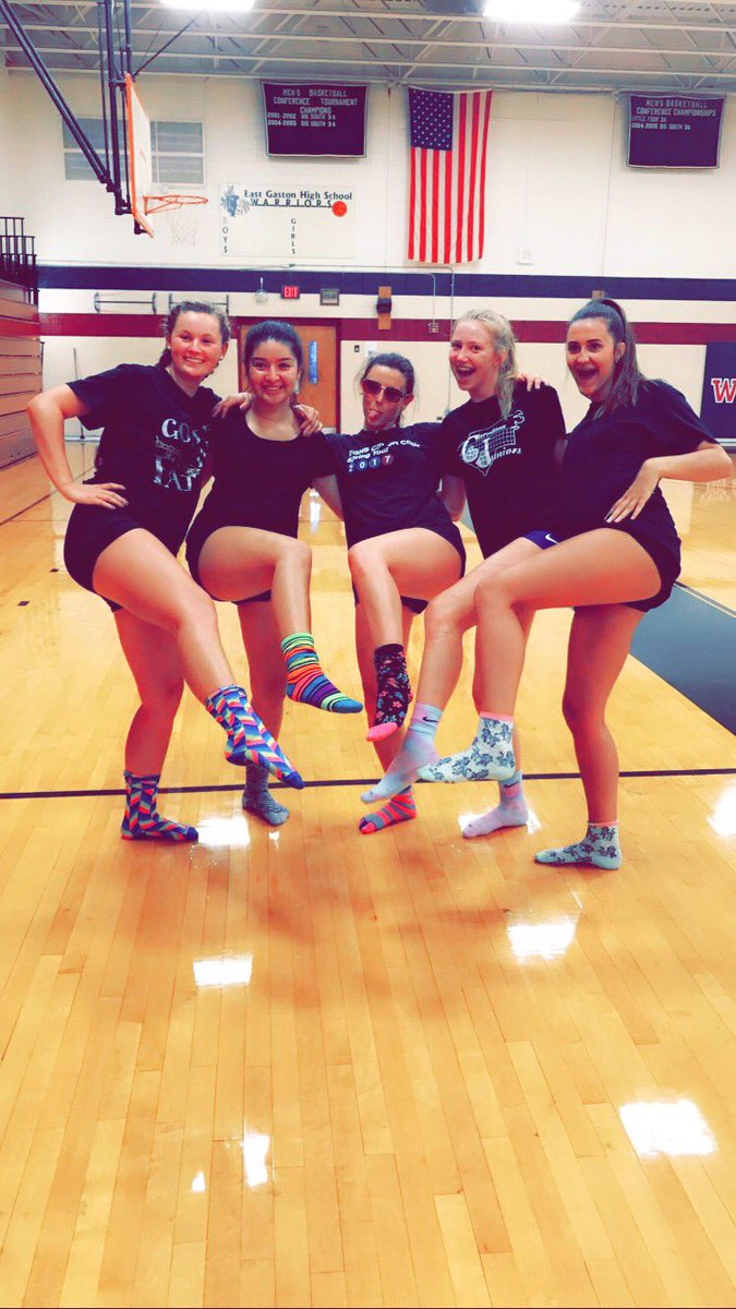 chopsquad_'s tweet photo. Good luck Lady Warriors in your first tournament of the season tmrw at Kings Mountain!! Come out and support!!! 💙🏐❤ https://t.co/UFWQ1DV9lZ