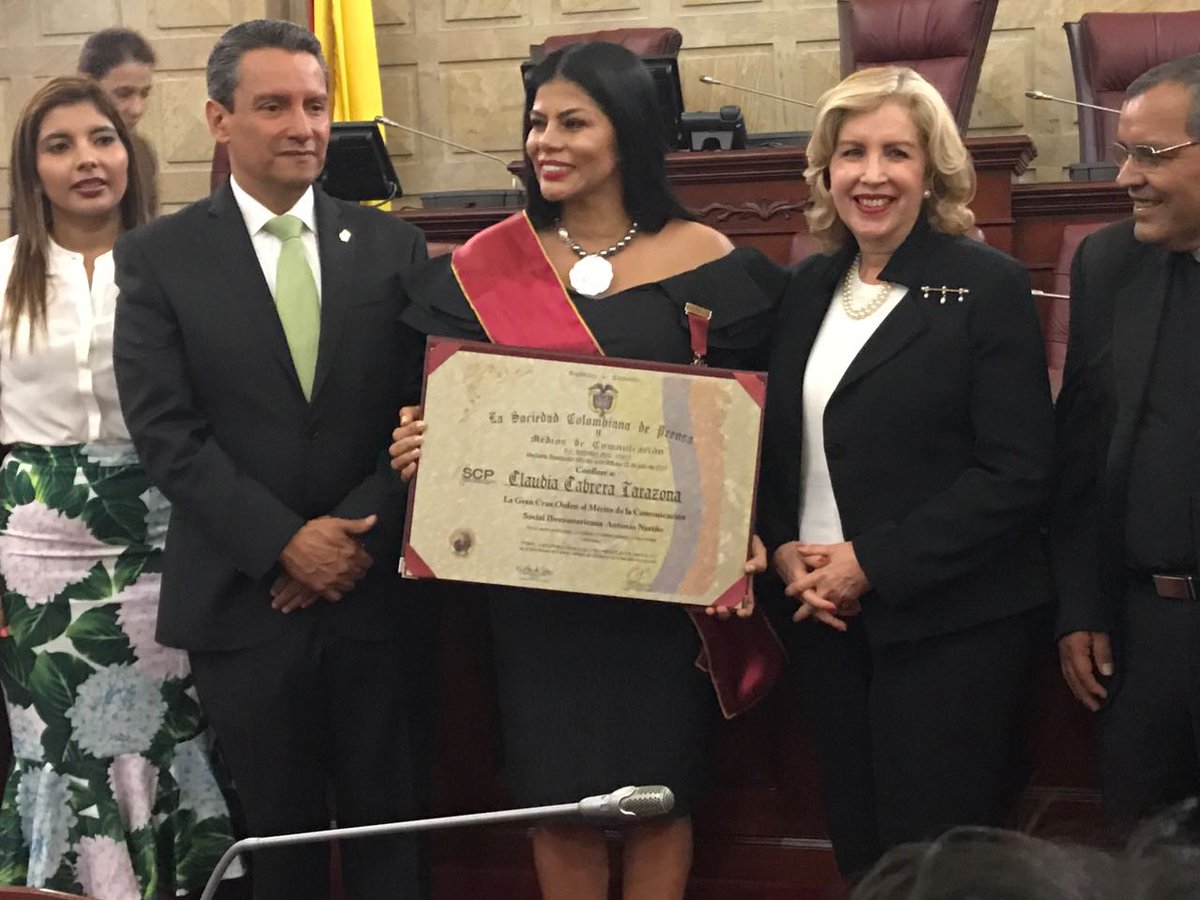 Dedico este premio a mi municipio #Policarpa que tanto ha sufrido y que gracias a la comunicación hoy ya no es un simple punto en el mapa.