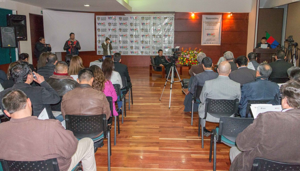 JohnCherrezA's tweet photo. #Alcalde #Arenillas @John_Cherrez chérrez asistirá como exponente a congreso internacional🌎#OLACCIF en #Tacna🇵🇪 y #Arica🇨🇱 el 25 y 26 Sept. https://t.co/qVAE0rmQFK