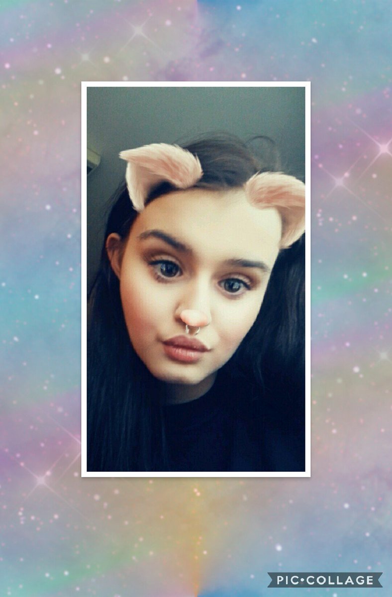kirstysarah01's tweet photo. Forever taking Selfies 

#filter #selfie 
#whileago

😜😝 https://t.co/6fogbzYWUM