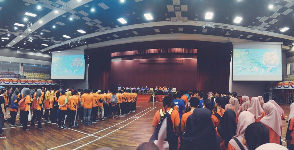 svkxsvkikv's tweet photo. #rn #today #sekitar majlis #sukanilkkm2017 #kskbsb #ucapan aluan dri tuan pengarah SAS :) #ktmp #kskbsas #zontengah :) https://t.co/5G2E0uBPiQ