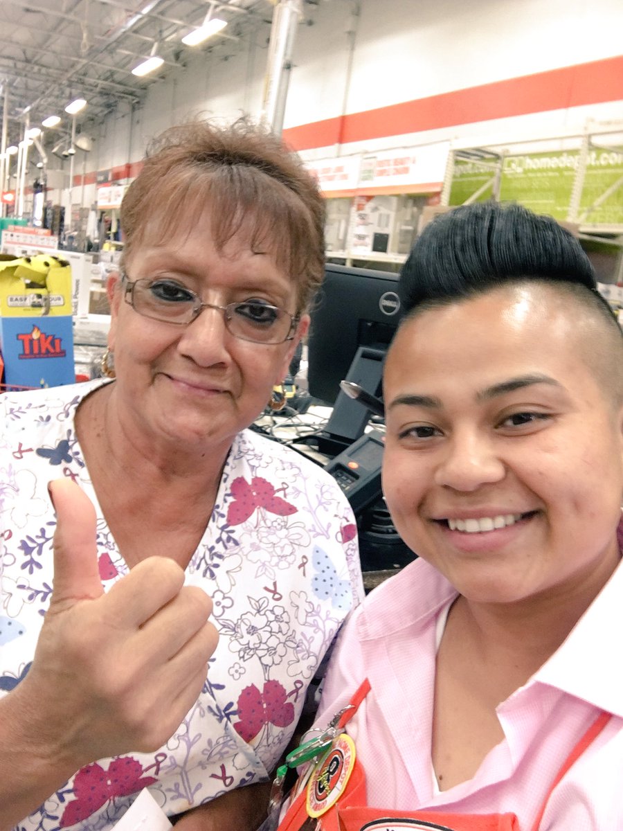 Maria_I_Castro's tweet photo. My First MRO sale!It was fast and convenient for the customer!What an awesome experience for both the customer and I. #MRO #PacSouth #6683 https://t.co/DNlKNZ1cNN