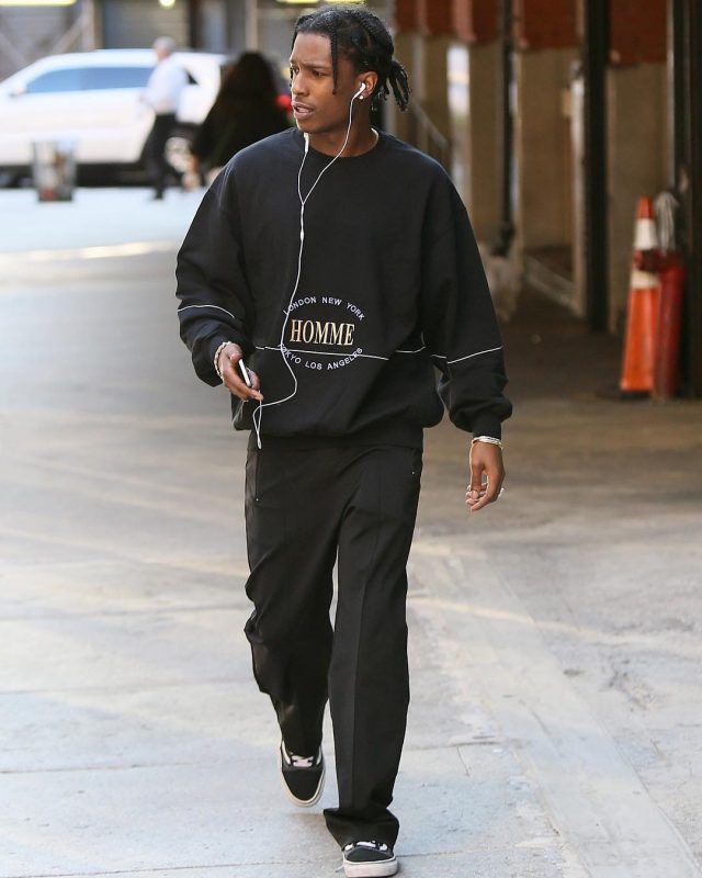 black balenciaga outfit