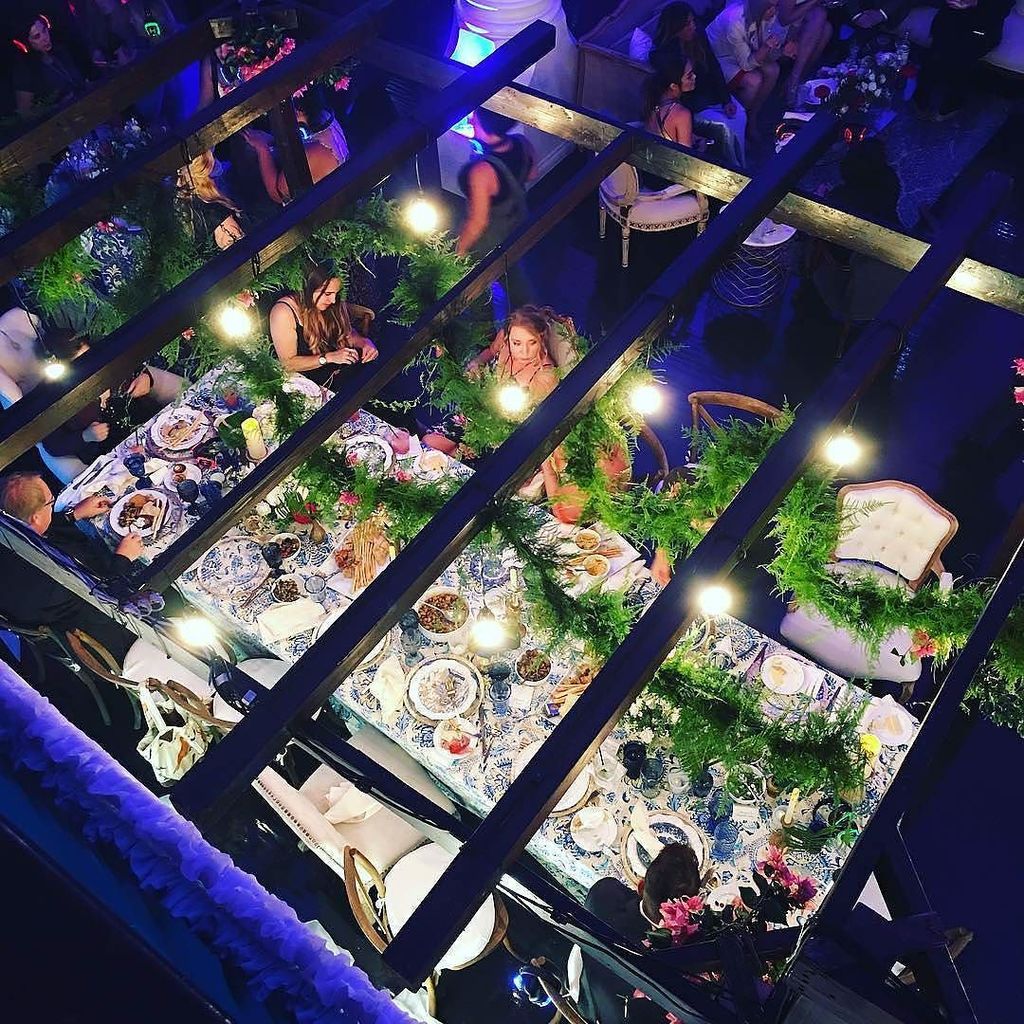 RaycePR's tweet photo. A beautiful overhead shot captured just one of the great moments at #CWDBestof2017.
@californiaweddingday #CWDBestof2017 @vibianaevents @r… https://t.co/4s2NsZv9iy