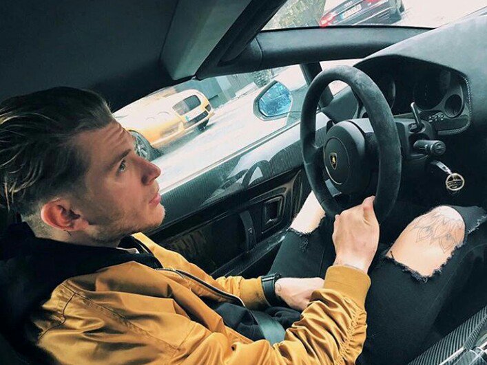 mfstarbcy's tweet photo. And we gon' ride on forever,, we ride out together 🤘 https://t.co/UUjATq2enY