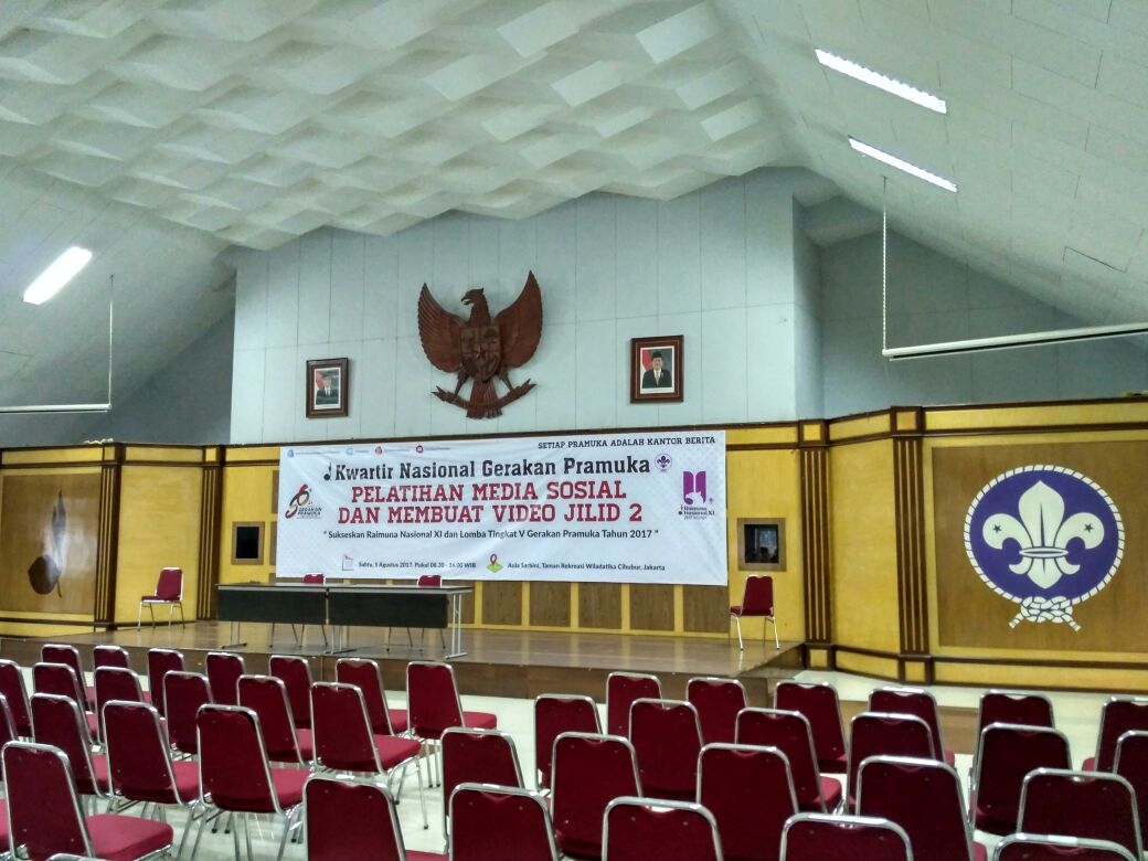 achmad_Luby's tweet photo. Pelatihan Media Sosial dan Membuat Video Jilid 2 yang di adakan Di Aula Sarbini, Taman Raya Wiladatika Cibubur, Jakarta.#RaiNasPramuka2017 https://t.co/U2882tQpsb
