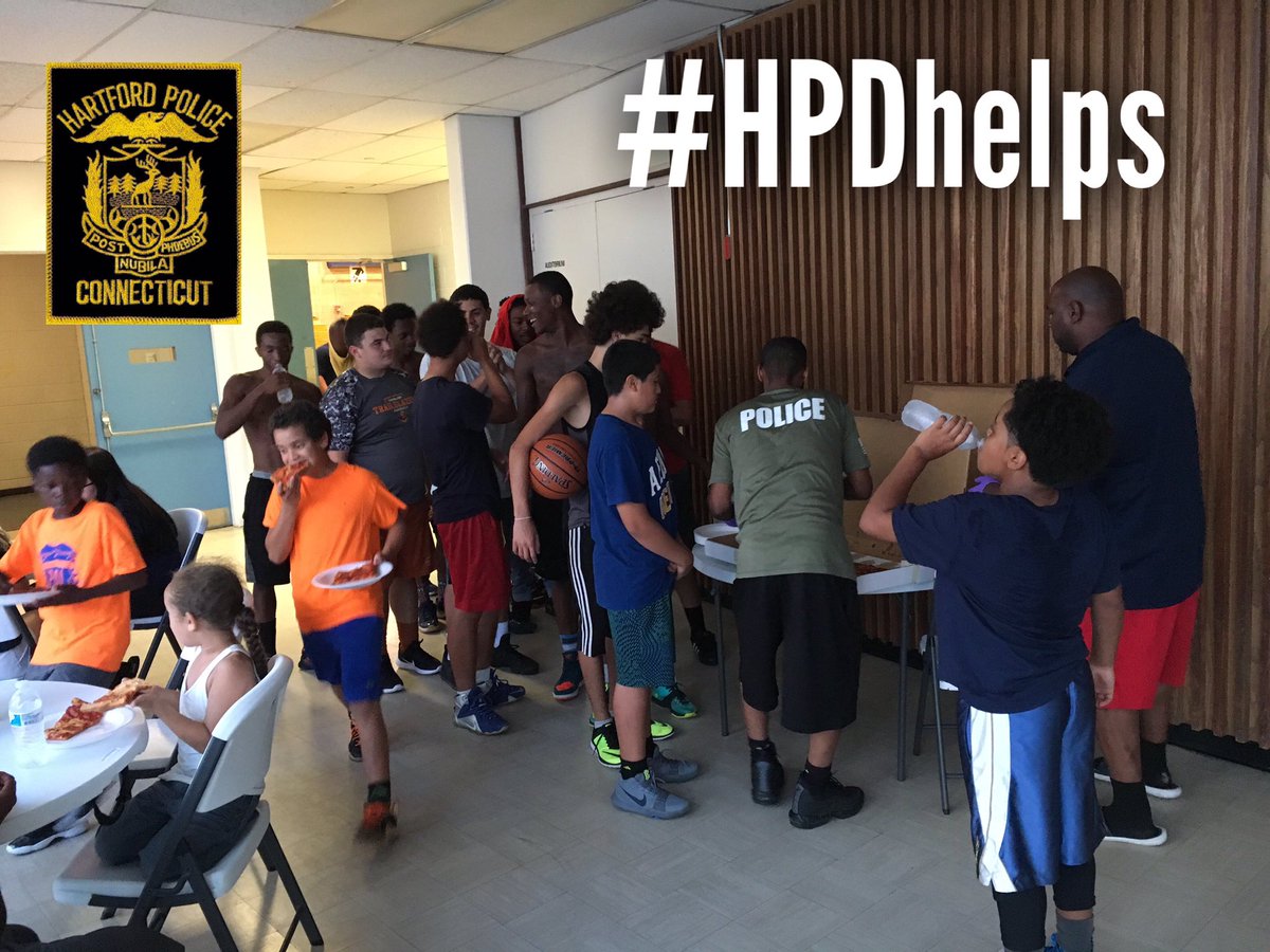 LtFoley's tweet image. HPD Project Longevity  Friday Nights " On The Courts &amp;amp; Off The Streets " #HPDhelps #projectlongevity