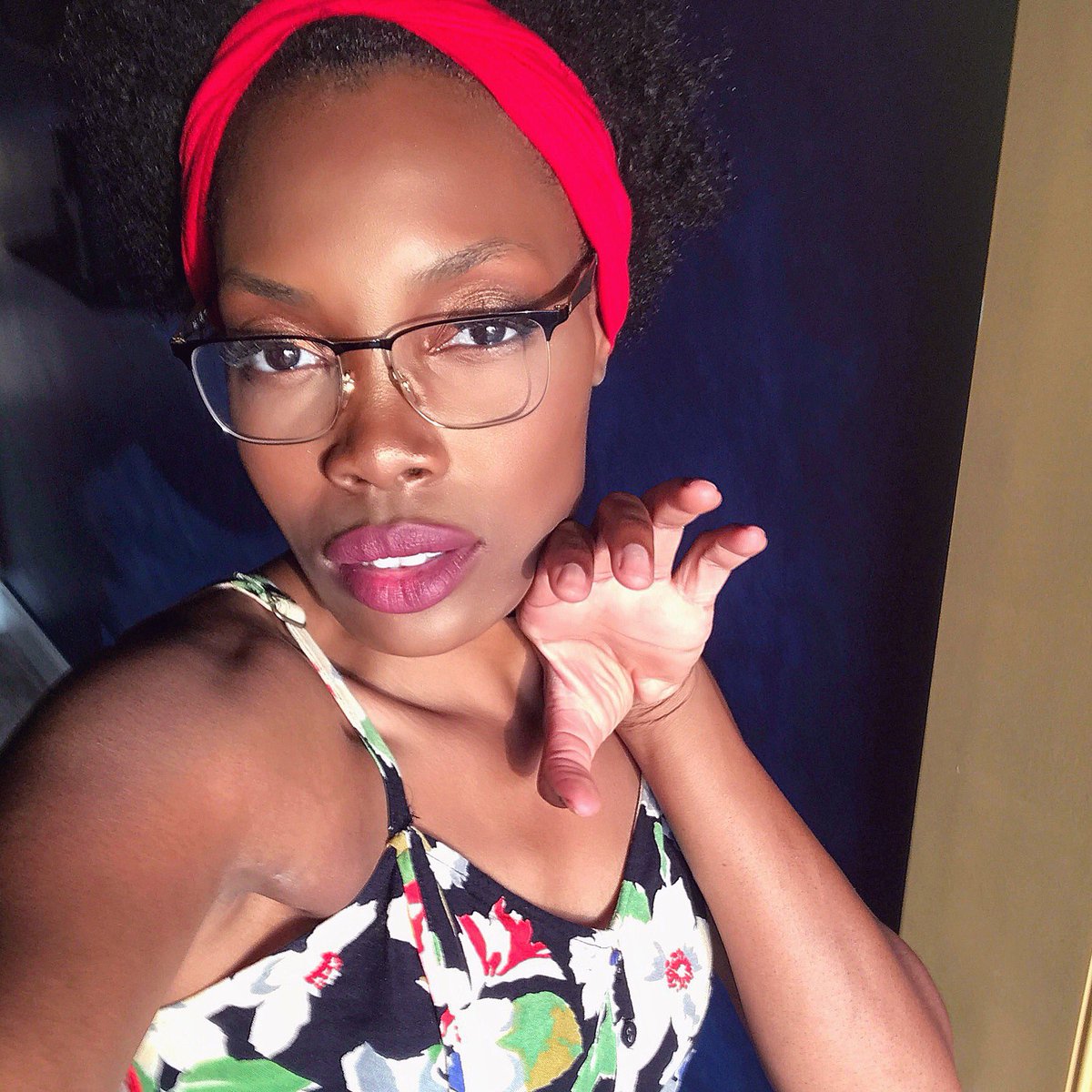 WhiteCharika's tweet photo. #wlyg #influencer #BlackGirlsRock  #freshface #model #fashionmodel #fashionweek #love #runwaymodel #commercialmodel  #bmgmodel #wescoutusa https://t.co/3zU9lVB4RR