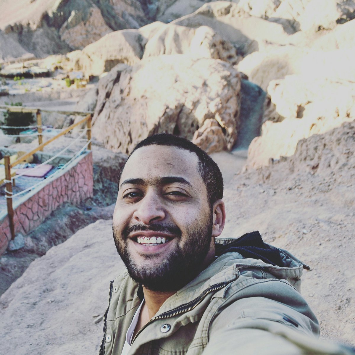الموك (MOu_Kaa) Twitter